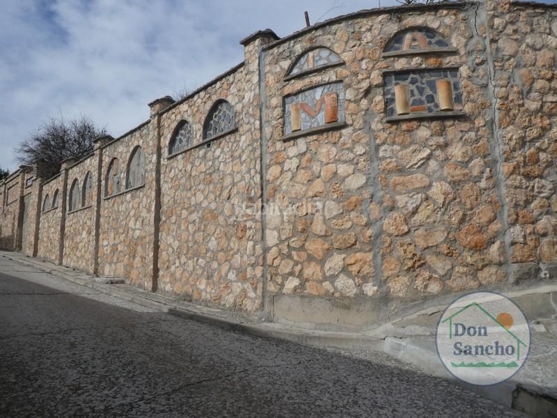 Foto 5e74b1a2-49ea-45f9-b676-391a701d8bb5. Casa amb aparcament a Olivares de Duero