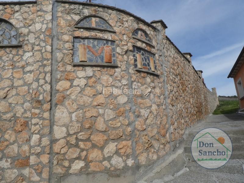 Foto 7cf3a751-2f61-4390-91b3-f6df55b004ec. Casa amb aparcament a Olivares de Duero