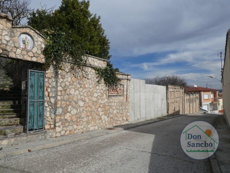 Foto a6520434-8574-4ab0-9ba9-beb5ceec7c1a. Casa amb aparcament a Olivares de Duero