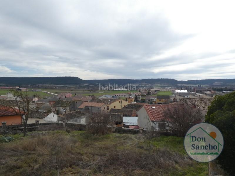 Foto de60d4fc-2825-43fa-a9fa-28a8dd26bab7. Casa amb aparcament a Olivares de Duero