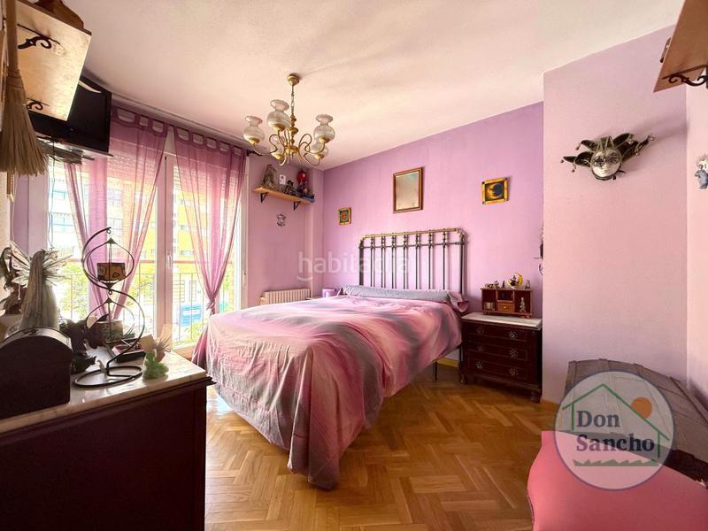 Foto 1dd597f7-54d8-4179-8210-cf234d07120c. Casa adossada amb calefacció aparcament a Parque Alameda - Paula López Valladolid