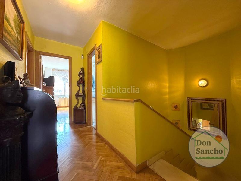 Foto 35d5ee03-4e2c-42b3-b0ef-7e6867f1b301. Casa adossada amb calefacció aparcament a Parque Alameda - Paula López Valladolid