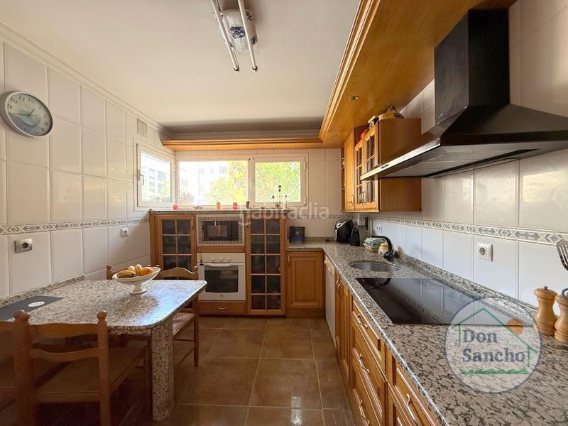 Foto 58287bd5-32eb-4b0e-8bc7-2159079e138f. Casa adossada amb calefacció aparcament a Parque Alameda - Paula López Valladolid