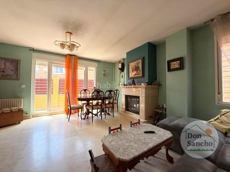 Foto a5142811-93db-4793-b01f-4037a53eaff3. Casa adossada amb calefacció aparcament a Parque Alameda - Paula López Valladolid