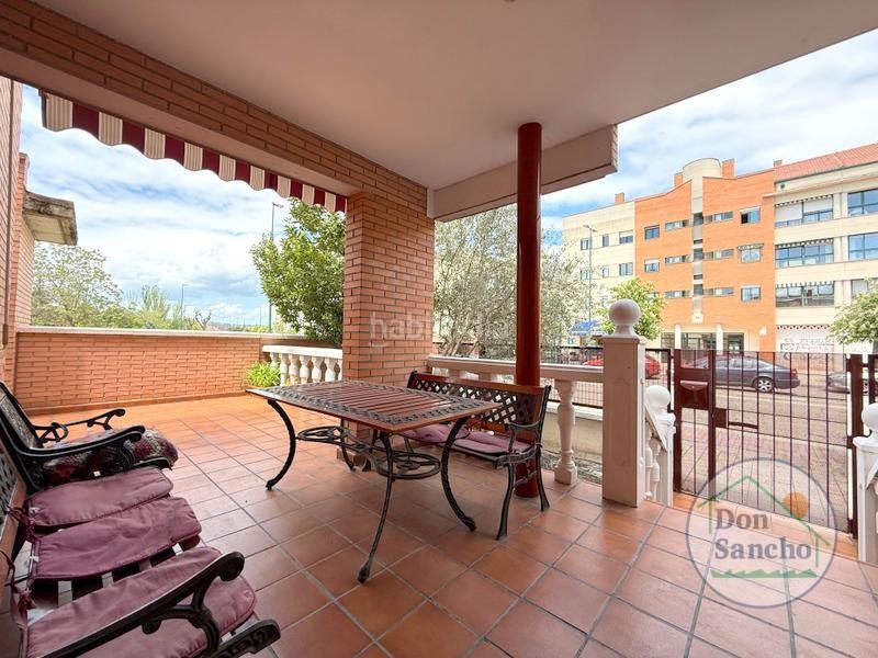 Foto bdb624c1-f2df-4277-91aa-b26706ba377b. Casa adossada amb calefacció aparcament a Parque Alameda - Paula López Valladolid
