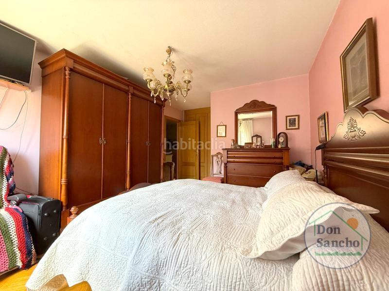 Foto d8e8afee-d47b-48ca-b44d-fb67c3637a73. Casa adossada amb calefacció aparcament a Parque Alameda - Paula López Valladolid