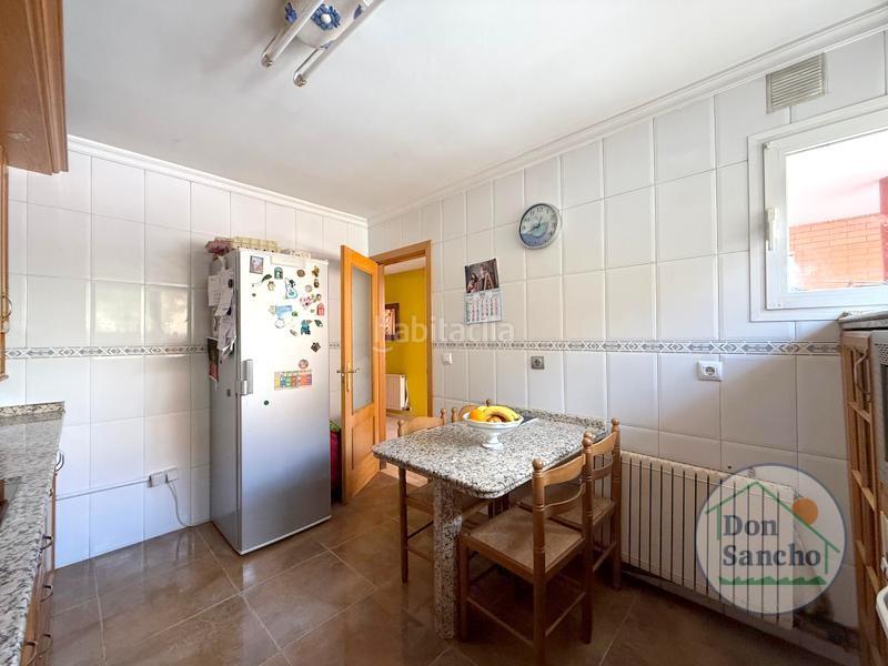 Foto e9aa281c-8c0d-4466-ab9d-29013f68dce2. Casa adossada amb calefacció aparcament a Parque Alameda - Paula López Valladolid