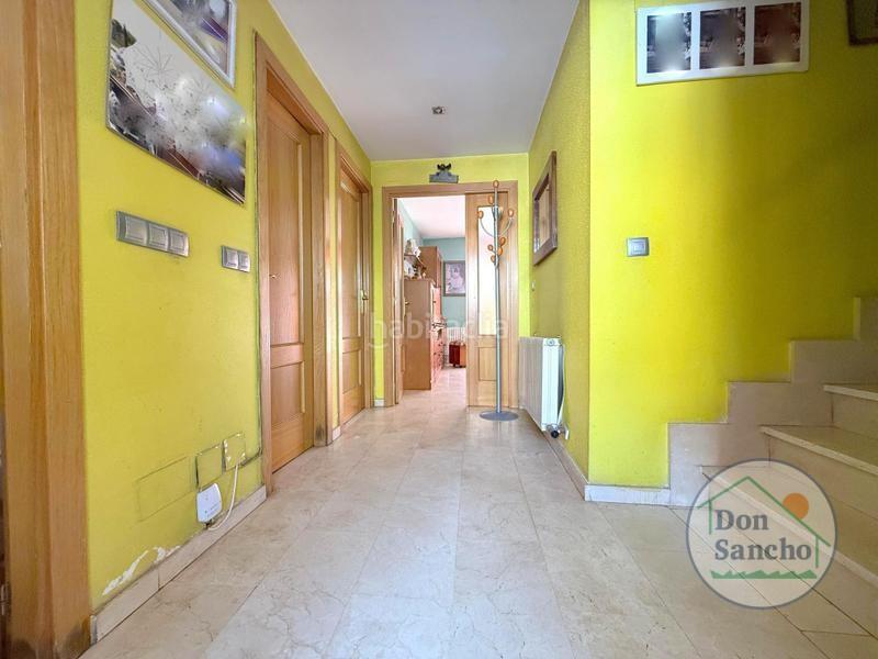 Foto f2b1191b-711a-4414-913f-bf758266669a. Casa adossada amb calefacció aparcament a Parque Alameda - Paula López Valladolid