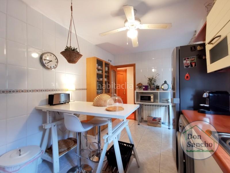 Foto ac4dd0c2-a308-4ae7-a909-4dd52288f257. Casa adossada amb calefacció aparcament a Cistérniga