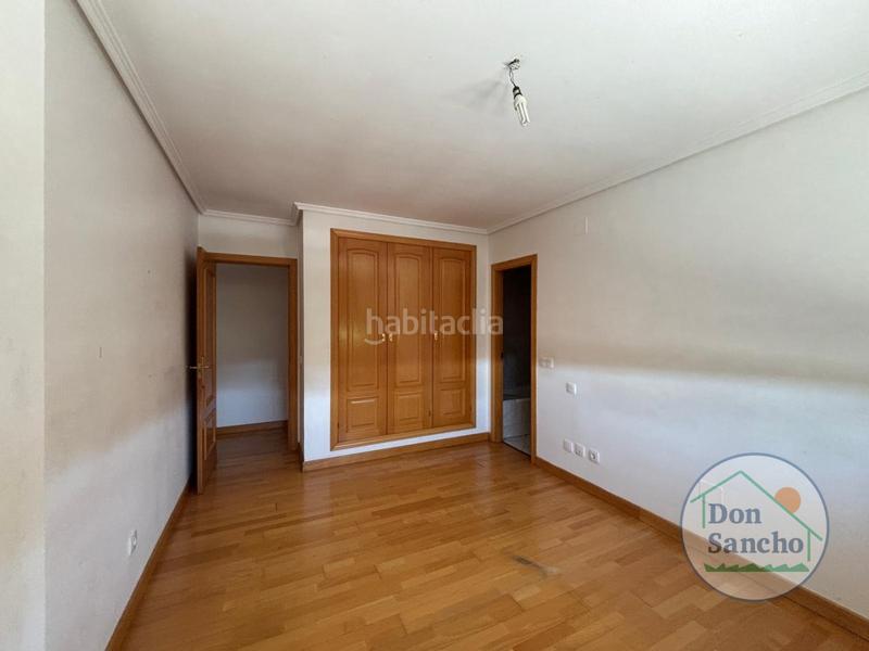 Foto 8201ab79-1f46-48ad-bed2-64acb4cf0dd7. Appartement avec chauffage parking dans Plaza de Toros Valladolid