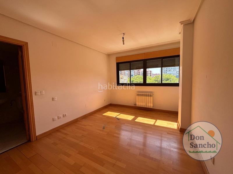 Foto 89818d48-502a-4a29-8c8c-60b5a5d9e192. Appartement avec chauffage parking dans Plaza de Toros Valladolid