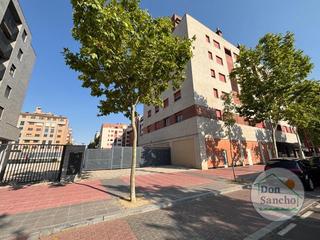 Parking coche en Villa de Prado. No cobramos comisión de intermediación al comprador. plaza de ga