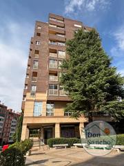Appartement à Parquesol. Fantástico apartamento totalmente exterior en la subida de parqu
