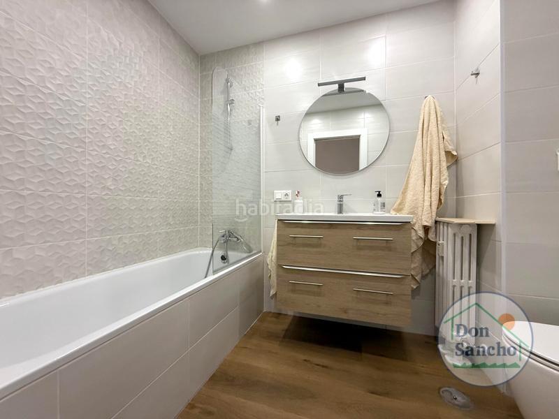 Foto 8539da4d-ca45-4229-ac4b-17ecc63ed546. Rent studio with heating in Circular Valladolid