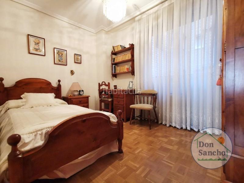 Foto f50cd6f0-eb89-4885-ab7b-776f263ca386. Etagenwohnung mit heizung parking in Plaza de Toros Valladolid