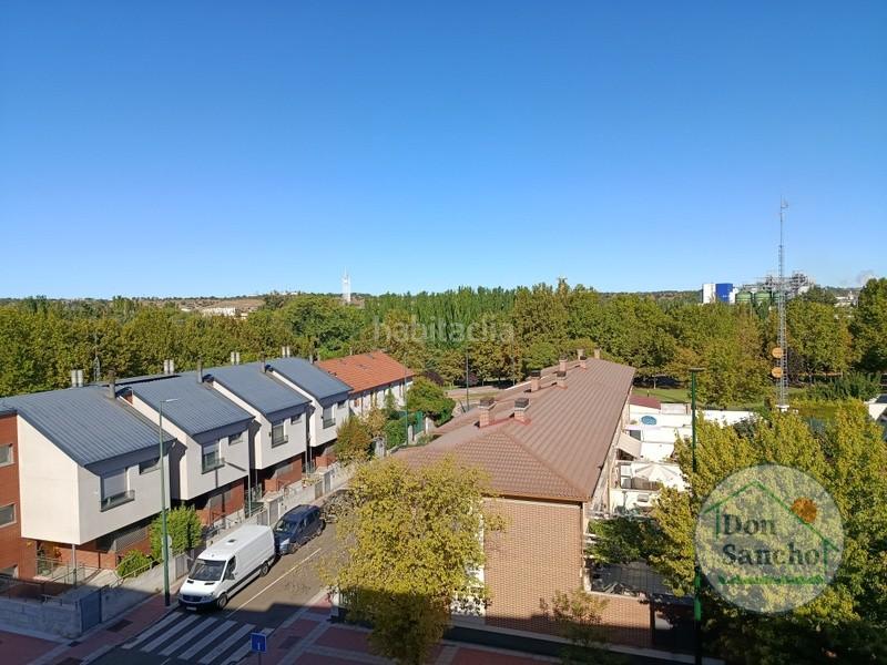 Foto 353eb2be-374e-440b-94ee-a735548261d7. Appartement avec chauffage parking dans Barrio España Valladolid