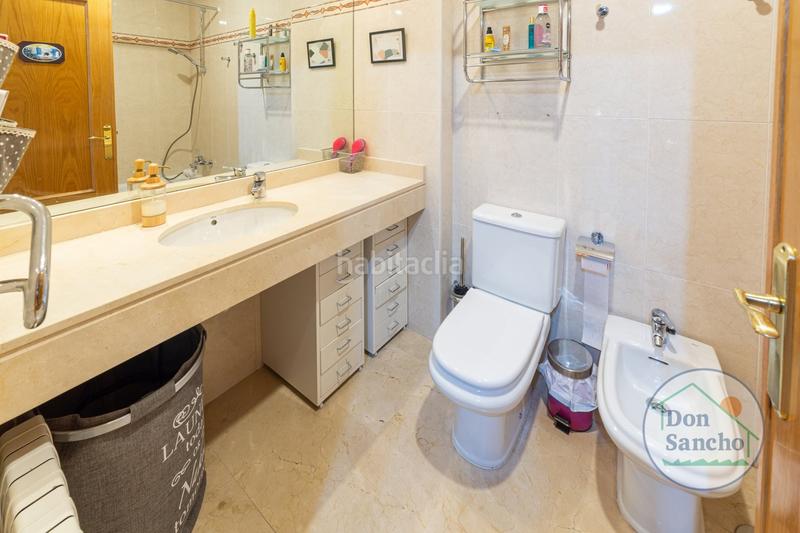 Foto 1dc74e5b-51f2-4347-9594-1d6b9123e0eb. Casa a schiera con riscaldamento parcheggio piscina in Valladolid