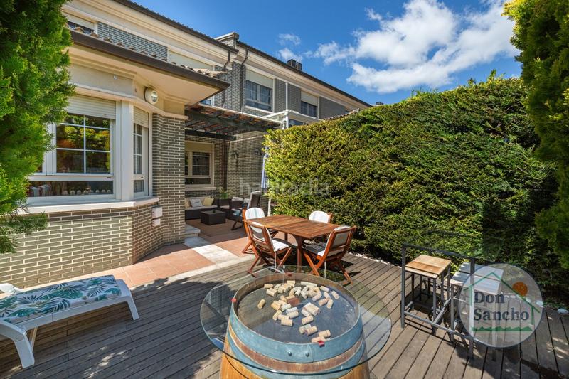 Foto 2621d45a-ab16-48e8-82f0-44ffd34866ba. Casa a schiera con riscaldamento parcheggio piscina in Valladolid