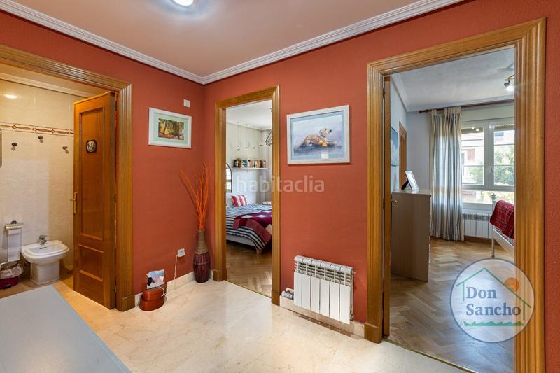 Foto 394473a2-1560-4017-8795-25fc9b0565ab. Casa a schiera con riscaldamento parcheggio piscina in Valladolid