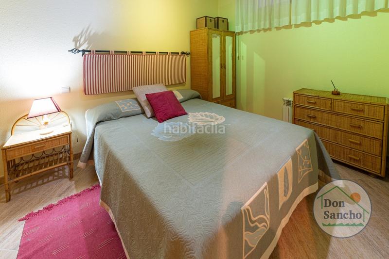 Foto 47d5d561-1ac5-4a19-b340-a705dcd994f8. Casa a schiera con riscaldamento parcheggio piscina in Valladolid