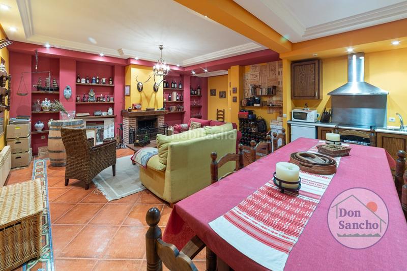 Foto 6da7a8da-1abd-4407-8c9d-a07c3a6a2e0b. Casa a schiera con riscaldamento parcheggio piscina in Valladolid