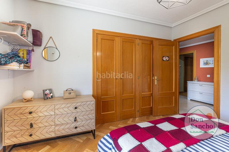 Foto 8899a6b0-5793-460c-9f6c-88d2ee7e8ac0. Casa a schiera con riscaldamento parcheggio piscina in Valladolid