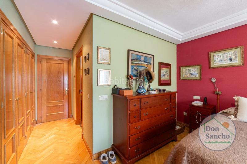 Foto 982e85ae-f8e3-44ce-8655-2eeb6f614eaf. Casa a schiera con riscaldamento parcheggio piscina in Valladolid