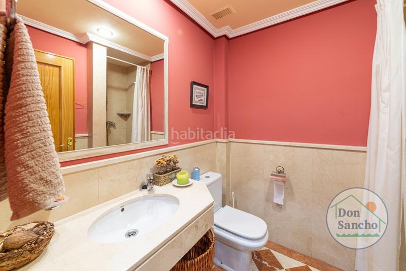 Foto ab731e33-893b-410f-b479-d67e24dc4d45. Casa a schiera con riscaldamento parcheggio piscina in Valladolid