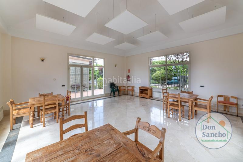 Foto b6c24b18-3ce9-4b80-a54c-5df77f21af53. Casa a schiera con riscaldamento parcheggio piscina in Valladolid