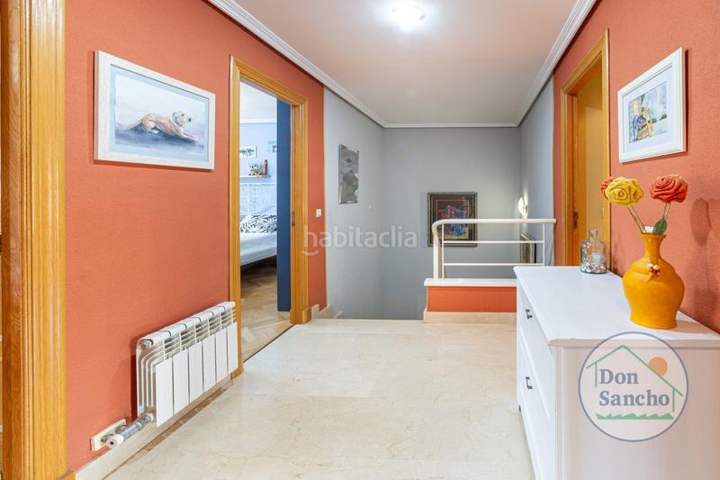 Foto d7e78177-c3dc-444b-a5f4-7f3b4a82724c. Casa a schiera con riscaldamento parcheggio piscina in Valladolid