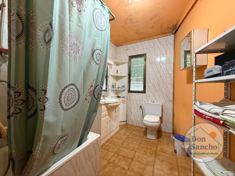 Foto 7edd8919-ecc6-4cd1-8933-2b24a0682c49. Casa a Piña de Esgueva