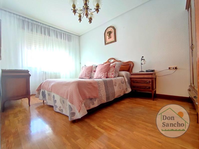 Foto 35b007a7-38c3-4e62-a12d-e2cf5325566d. Pis amb calefacció aparcament a Delicias Valladolid