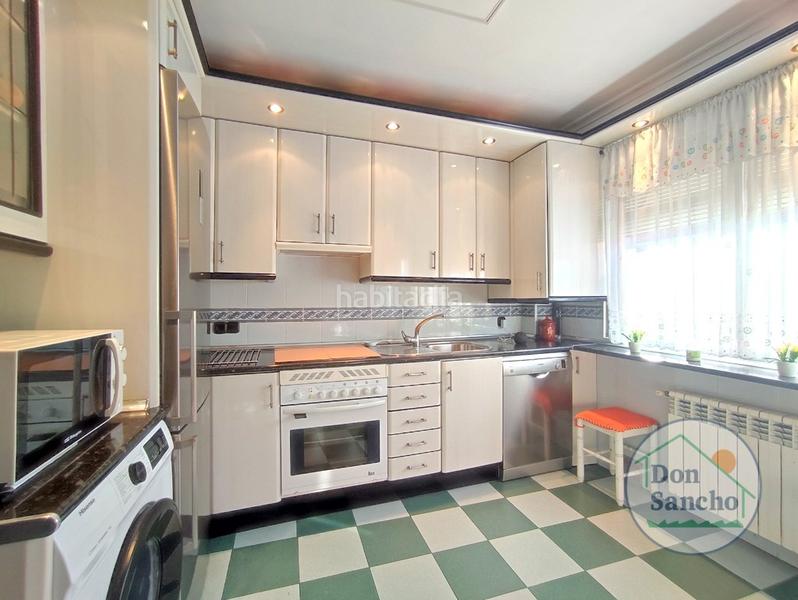 Foto 6144bf06-b51a-4e28-945f-4f0a5a4eb09c. Pis amb calefacció aparcament a Delicias Valladolid