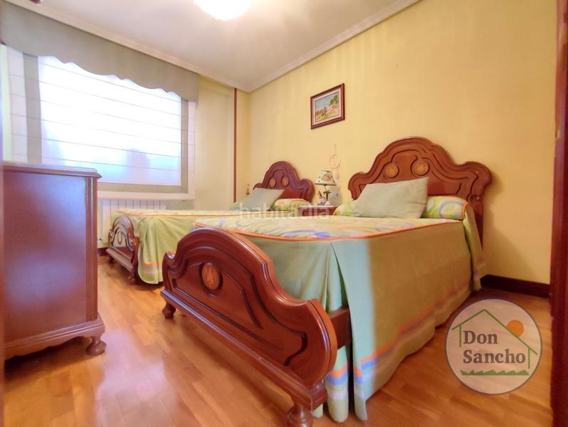 Foto 9bb171f4-dba9-44e1-bbc7-4bf573011e90. Pis amb calefacció aparcament a Delicias Valladolid