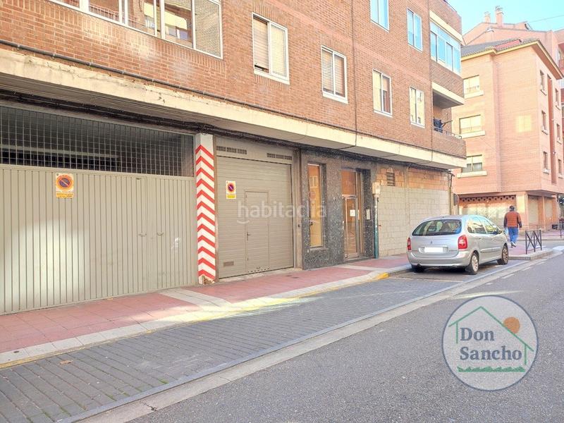 Foto aa3c3bf0-eb9c-433e-986c-9acbdbbcc6f2. Pis amb calefacció aparcament a Delicias Valladolid