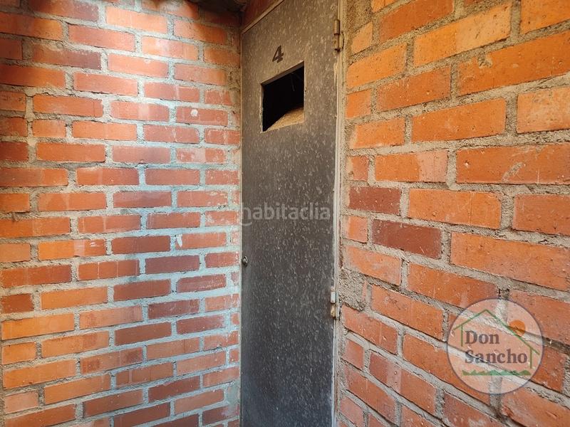 Foto b9a9f19e-8a1a-458f-ac19-60de97c758e6. Pis amb calefacció aparcament a Delicias Valladolid