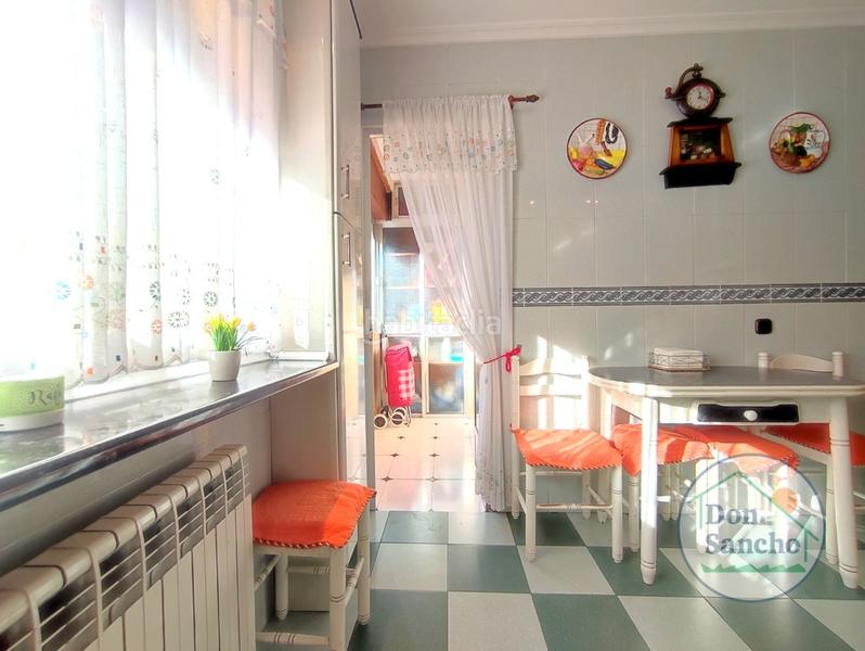 Foto c357216b-3927-4570-b9b6-6f3f0103dba7. Pis amb calefacció aparcament a Delicias Valladolid