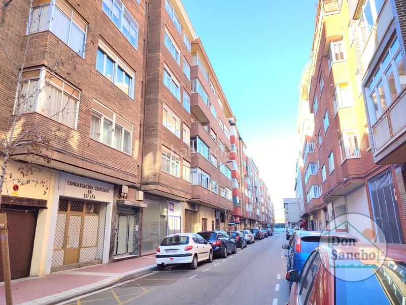 Foto c71a6d8c-8d41-4331-9c9b-5be458a087ad. Pis amb calefacció aparcament a Delicias Valladolid