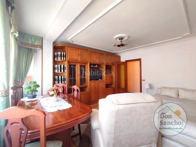 Foto cf67d4f3-9701-46a6-802b-1c21de05e4e2. Pis amb calefacció aparcament a Delicias Valladolid