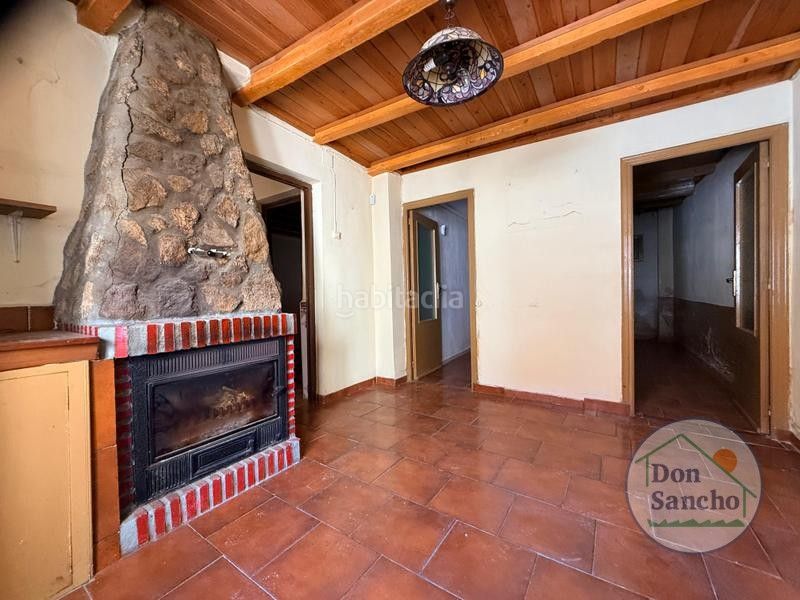 Foto 18fa7b1e-ffb2-4f59-b134-c876eb6aeae7. Casa a Castronuño