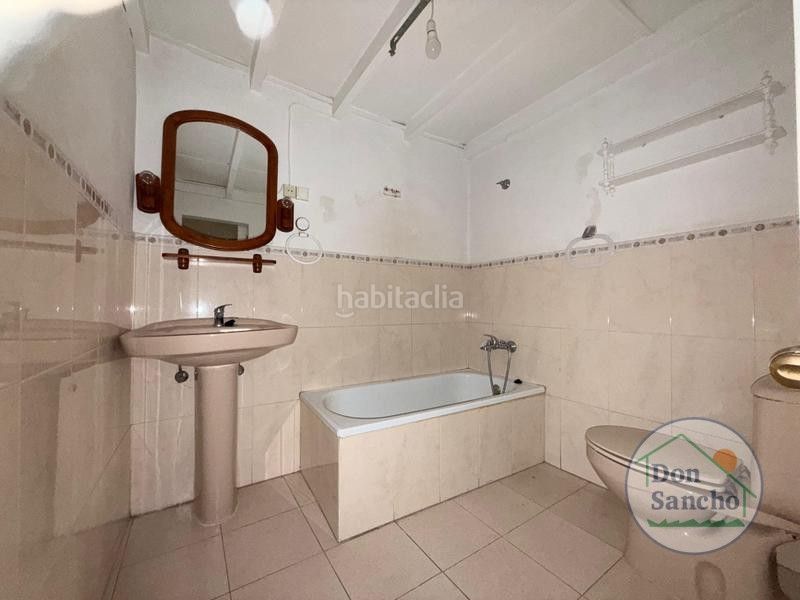 Foto a5de8a31-ee01-4b48-a3fd-ed78285b7123. Casa a Castronuño