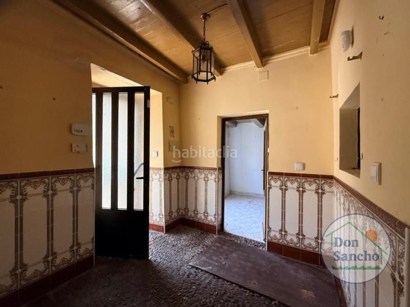 Foto bb605543-7f4a-4ec2-a7dc-3bb457d70d87. Casa a Castronuño
