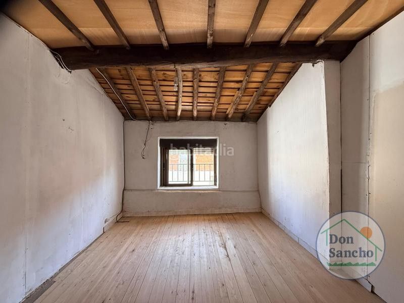 Foto f3d4915b-f3d7-402d-b1dd-5e03078fe3b4. Casa a Castronuño