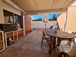 Casa a schiera in Simancas. No cobramos comisión al comprador!descubre este acogedor adosado
