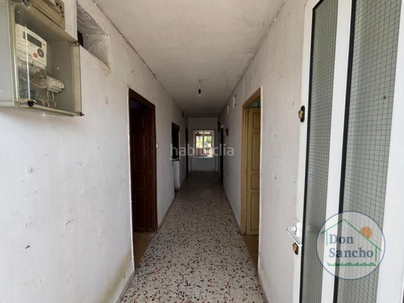 Foto 1b20b4ac-ce17-4e93-9b1b-b3cca5bee3d5. Casa a Rueda