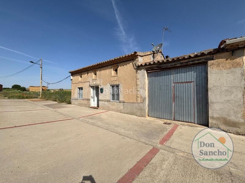 Foto 97d0f334-9859-49ae-9495-5eaba82b3ba6. Casa a Rueda