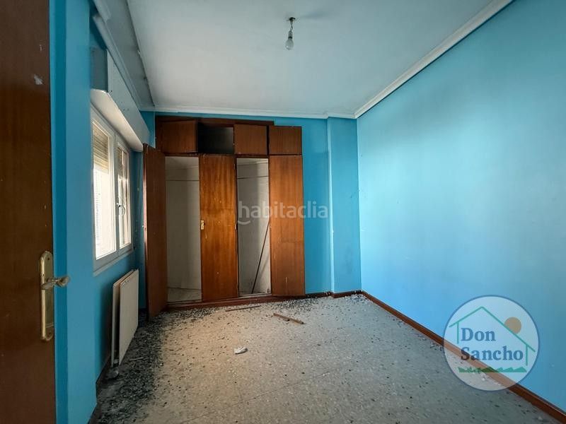 Foto 58ef2b9a-e009-48e7-b579-77c06399a70d. Pis a Íscar