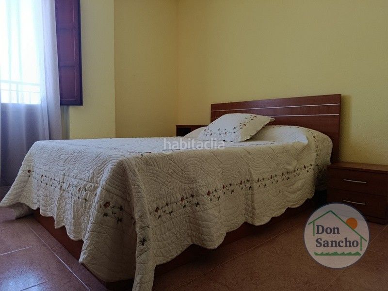 Foto a7429692-ad87-4183-8714-6f7844a34cc0. Pis amb calefacció aparcament a Cigales