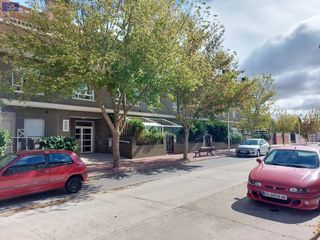 Rent Flat in La Victoria - Puente Jardín. Se alquila fantástico ático amueblado en la zona de fuente del s
