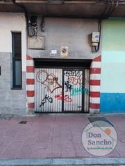 Miete Autoparkplatz in Bailarin vicente escudero 2. Plaza de garaje en alquiler junto a la iglesia de san juan. se t